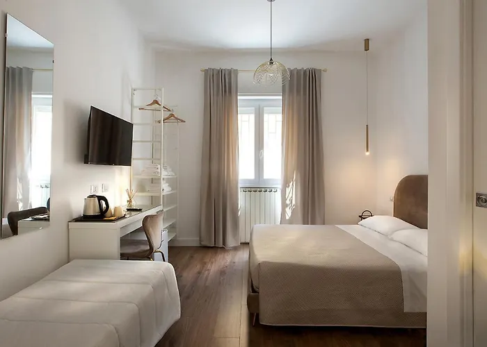Charme Holidays Puccini Affittacamere Roma